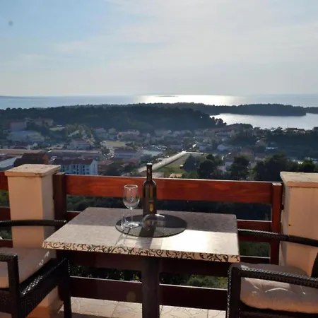 Andrija Sea View Casa de Férias